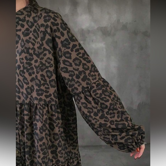 Leopard Print Maxi Dress - Picture 3 of 5